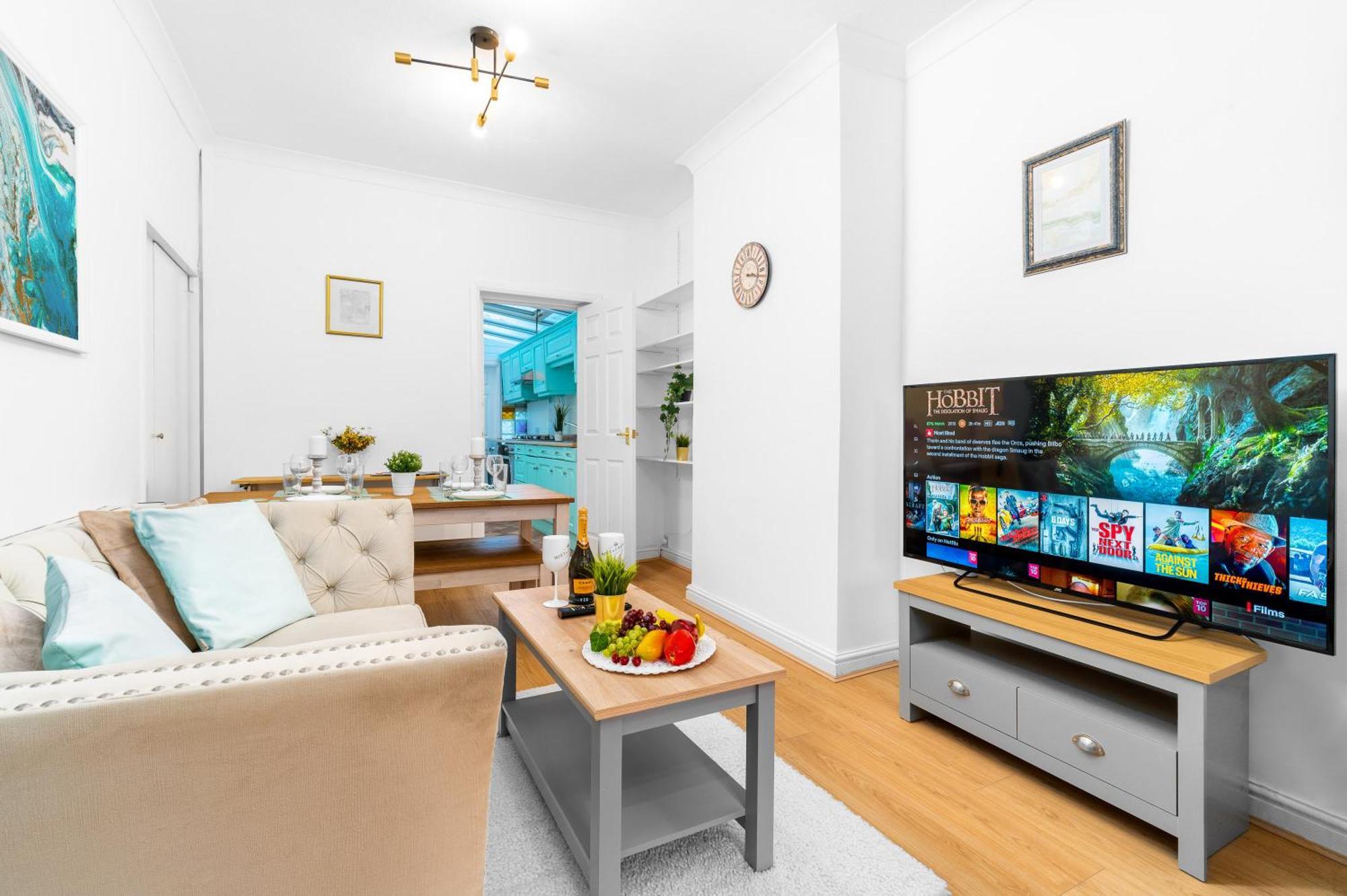 Luxury 3 Bedroom House - Harborne - Parking - Garden - Wifi & Netflix 122G Birmingham Bagian luar foto