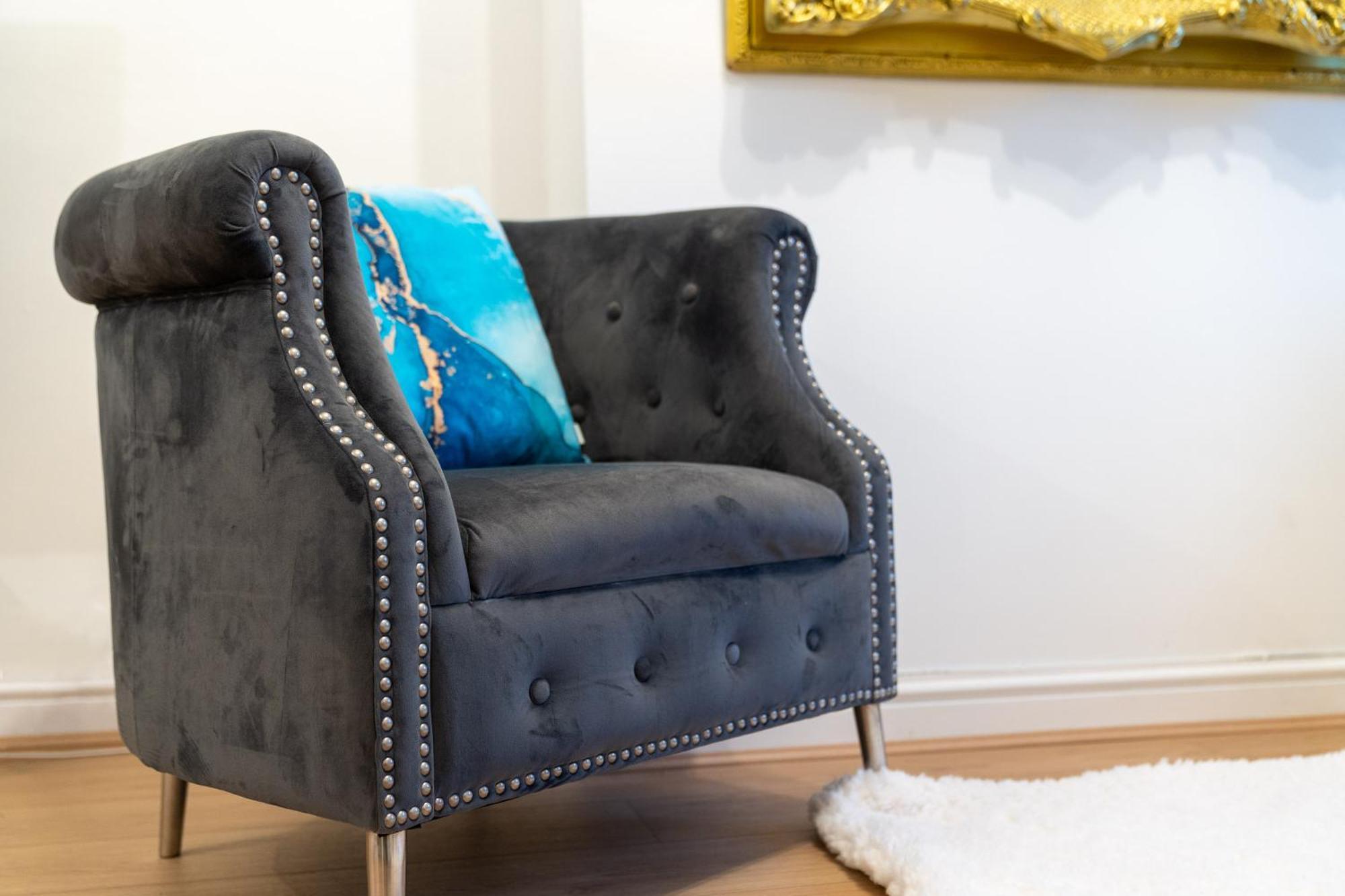 Luxury 3 Bedroom House - Harborne - Parking - Garden - Wifi & Netflix 122G Birmingham Bagian luar foto