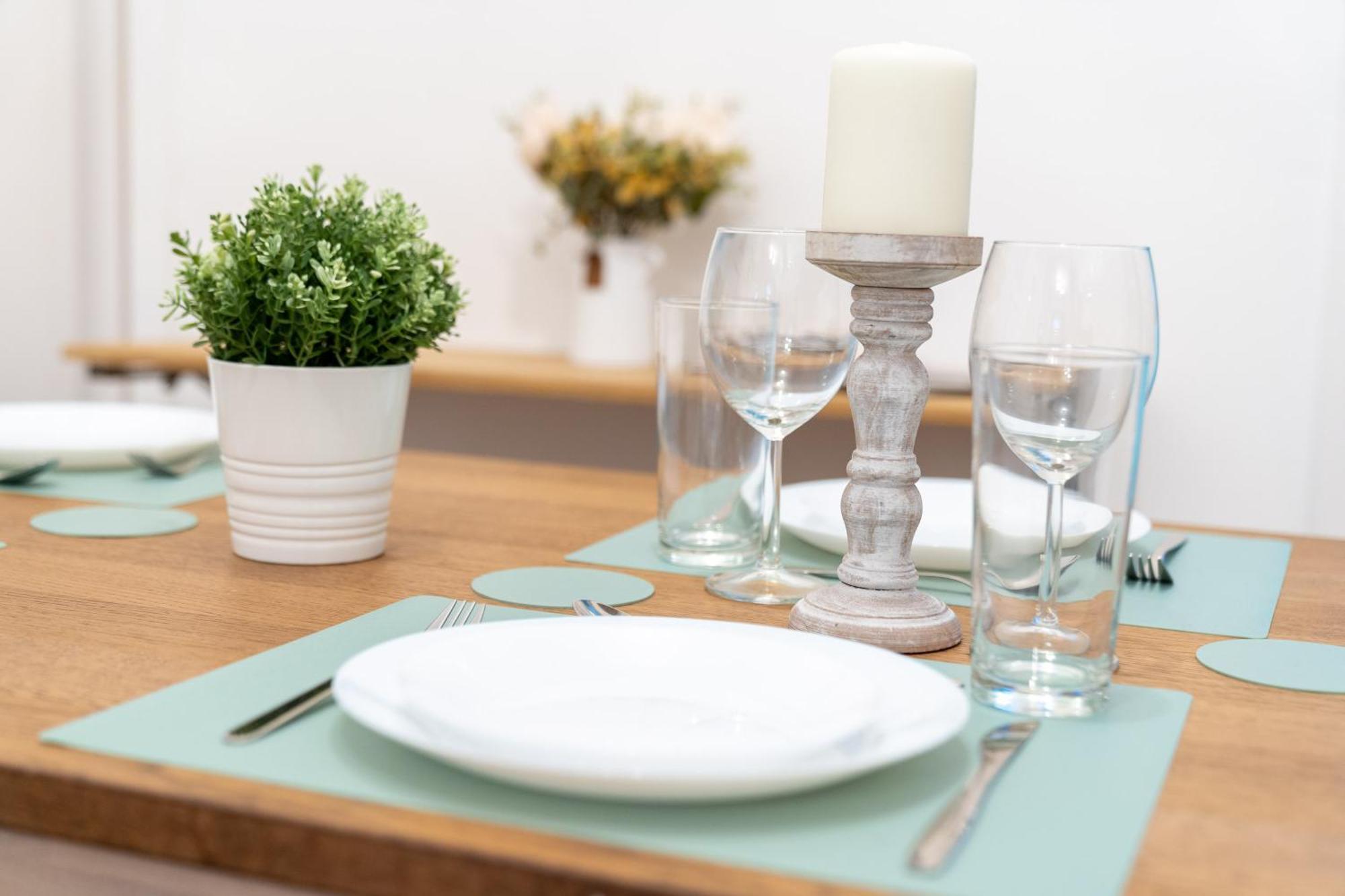 Luxury 3 Bedroom House - Harborne - Parking - Garden - Wifi & Netflix 122G Birmingham Bagian luar foto